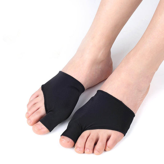 Bunion Corrector Sleeve Stretchy Hallux Valgus Corrector and Bunion Relief Protector Sleeves Big Toe Separator Sock (Black)